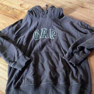 GAP sweatshirt